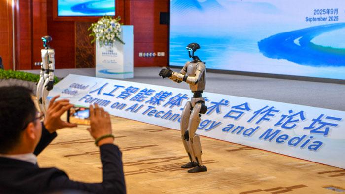 人工智能媒體技術(shù)合作論壇在昆明舉行